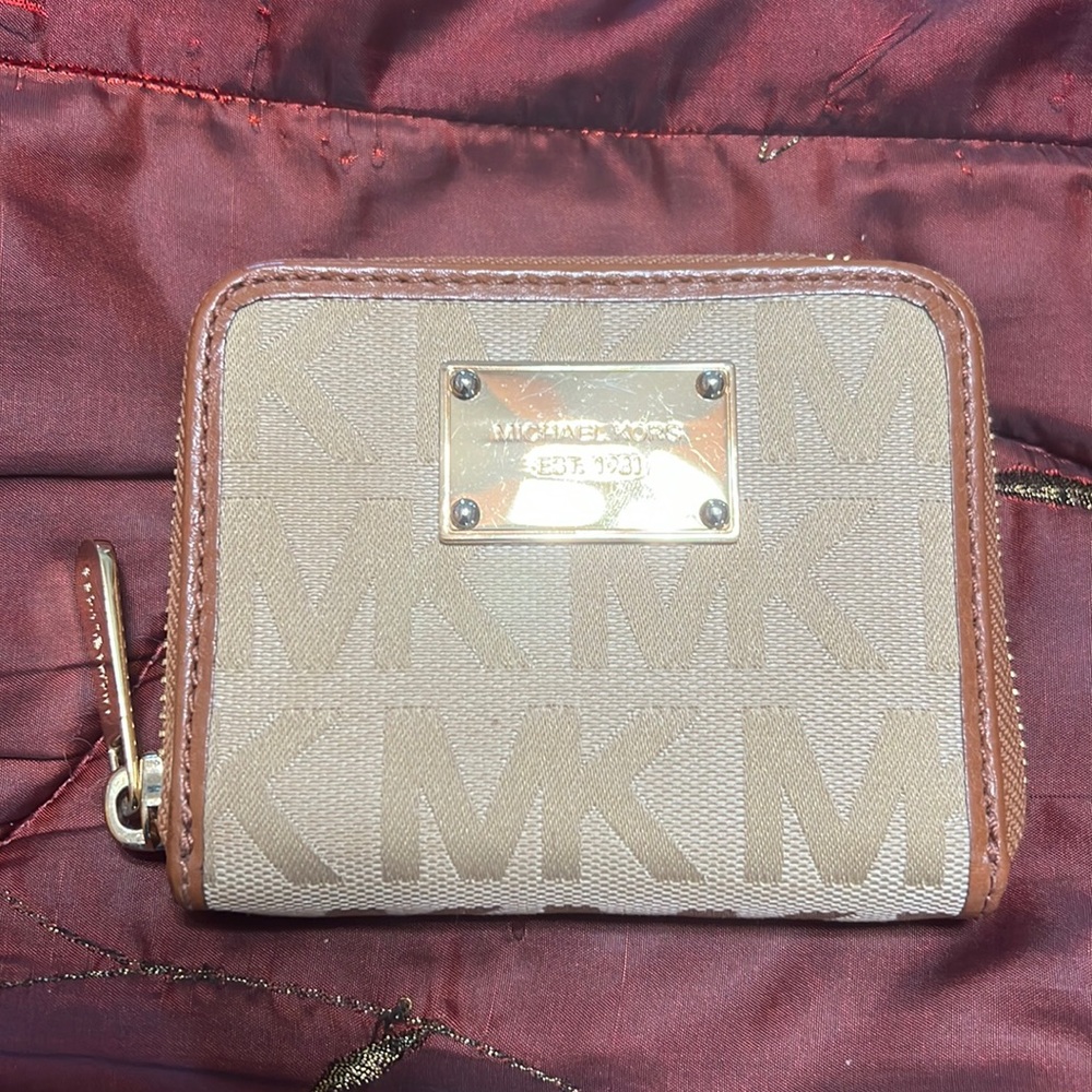 Michael Kors signature zip wallet, lightly used smoke free home